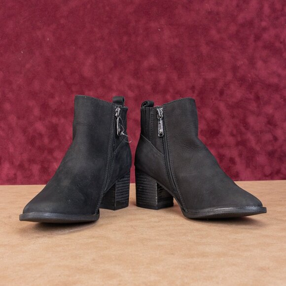 Blondo Women Western Black Leather Waterproof Zip Ankle Boots sz 7 - Picture 2 of 8